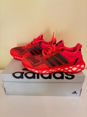 adidas Ultra Boost Web DNA